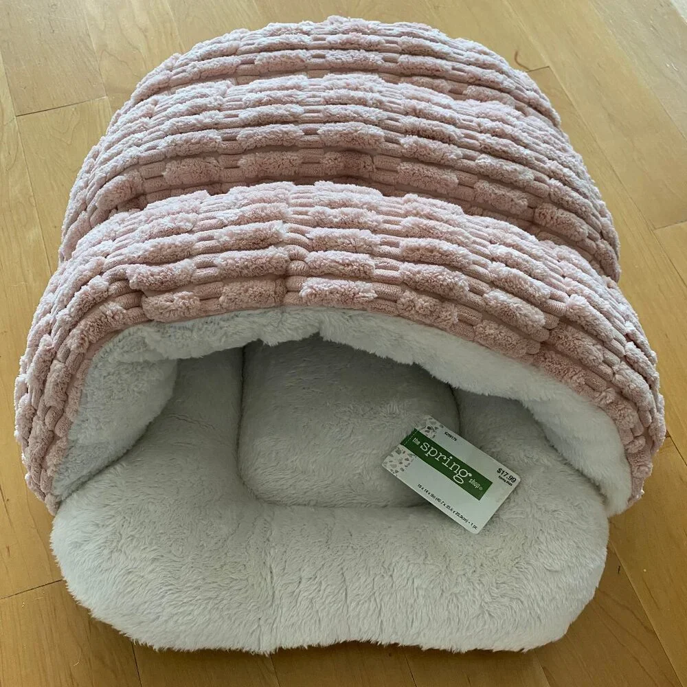 CAT BED CAVE